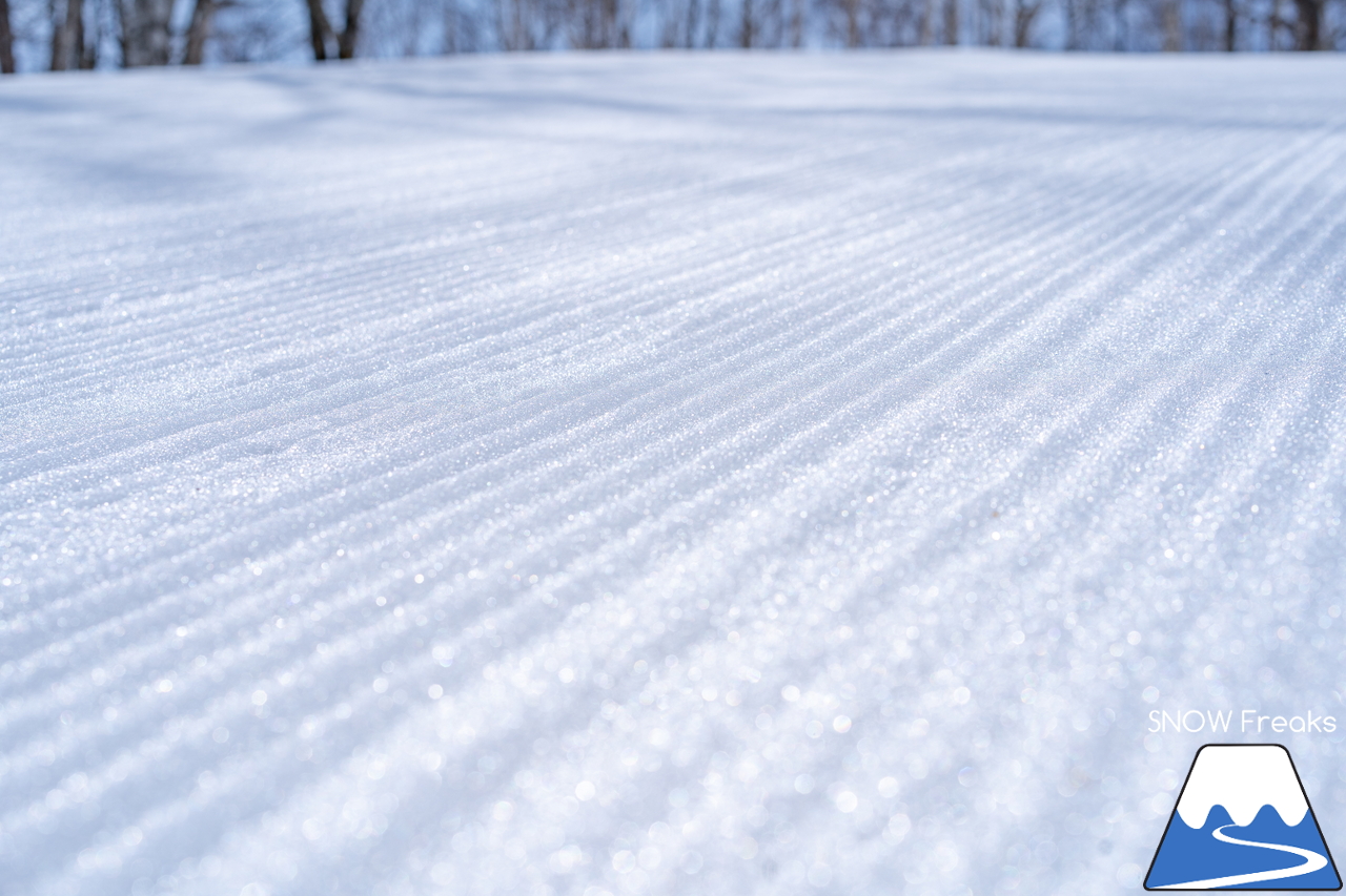 ルスツリゾート｜本当に、あと1週間で今シーズン終了？！積雪豊富でロングコースも健在。春のルスツもGood(^^)/